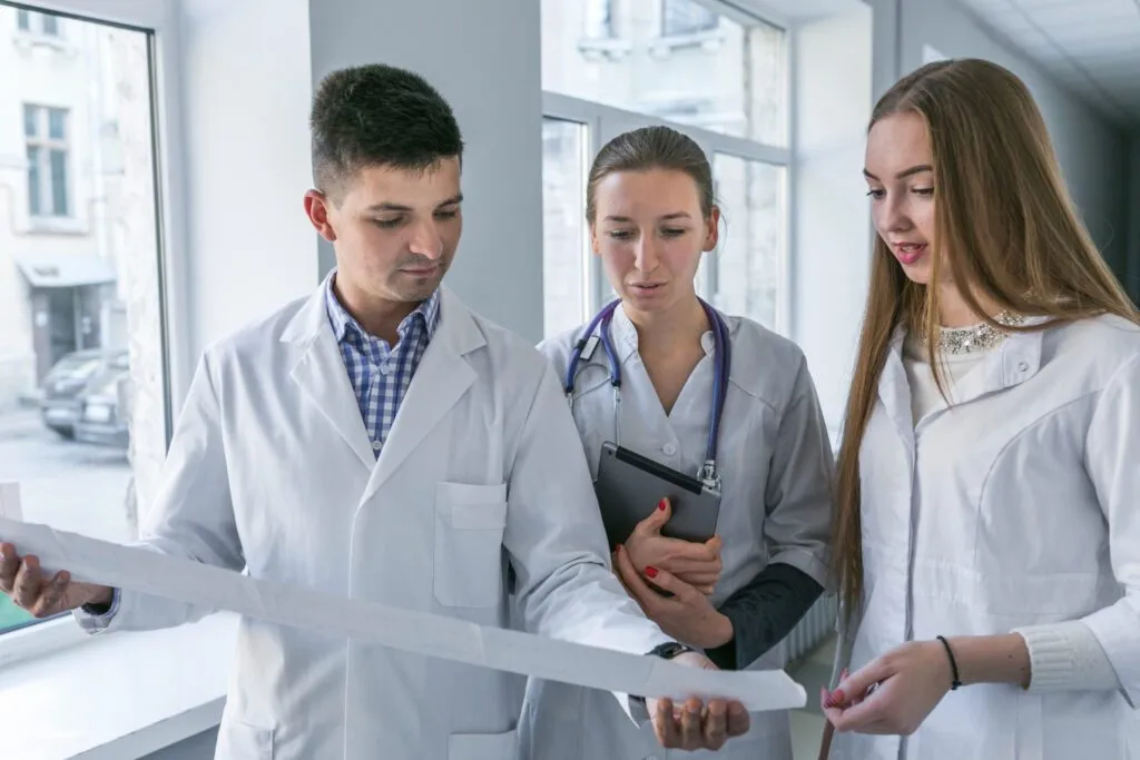 Como reduzir impostos em clínicas médicas de Curitiba (2)
